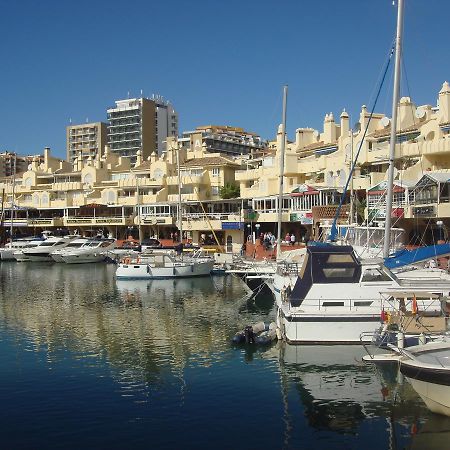Apartamento Holidays On The Beach Torremolinos Dış mekan fotoğraf