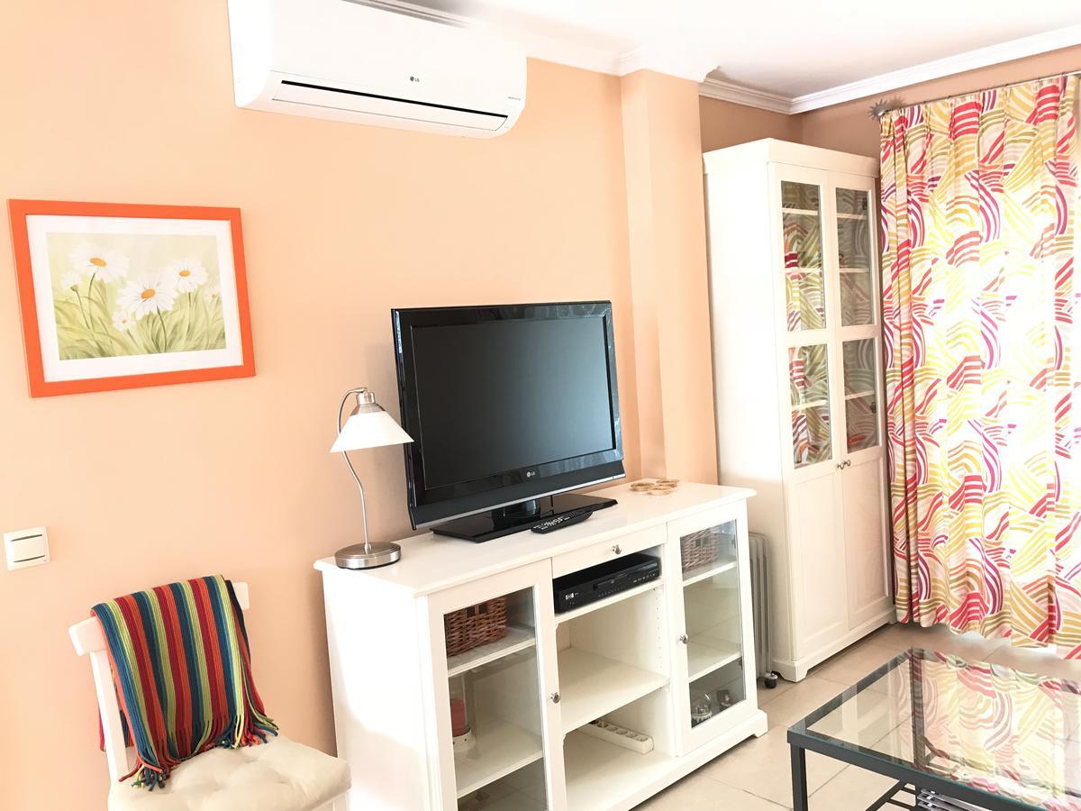 Apartamento Holidays On The Beach Torremolinos Dış mekan fotoğraf