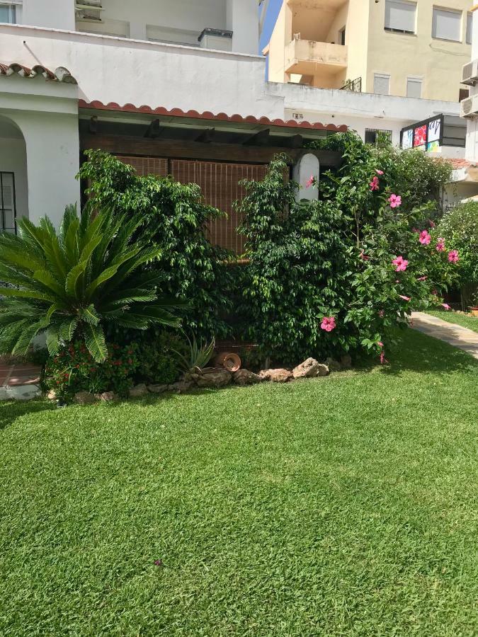 Apartamento Holidays On The Beach Torremolinos Dış mekan fotoğraf